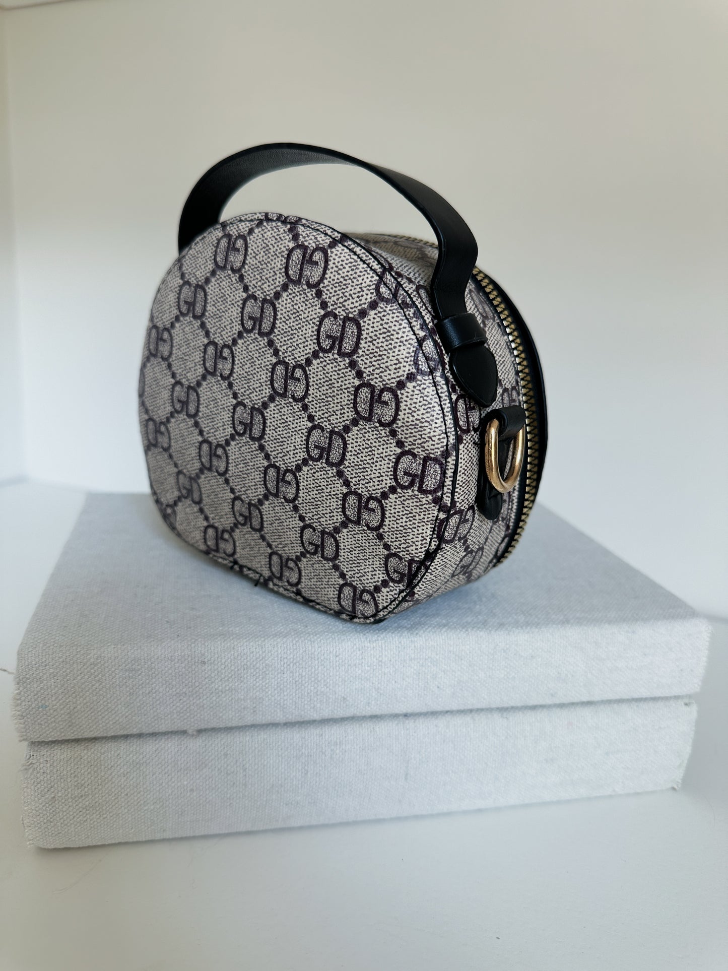 Mini Round GG Kids Purse | The Amsterdam by little luxe